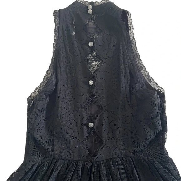 Free people “Verushka” lace Dress. Size 2 black - Picture 3 of 10